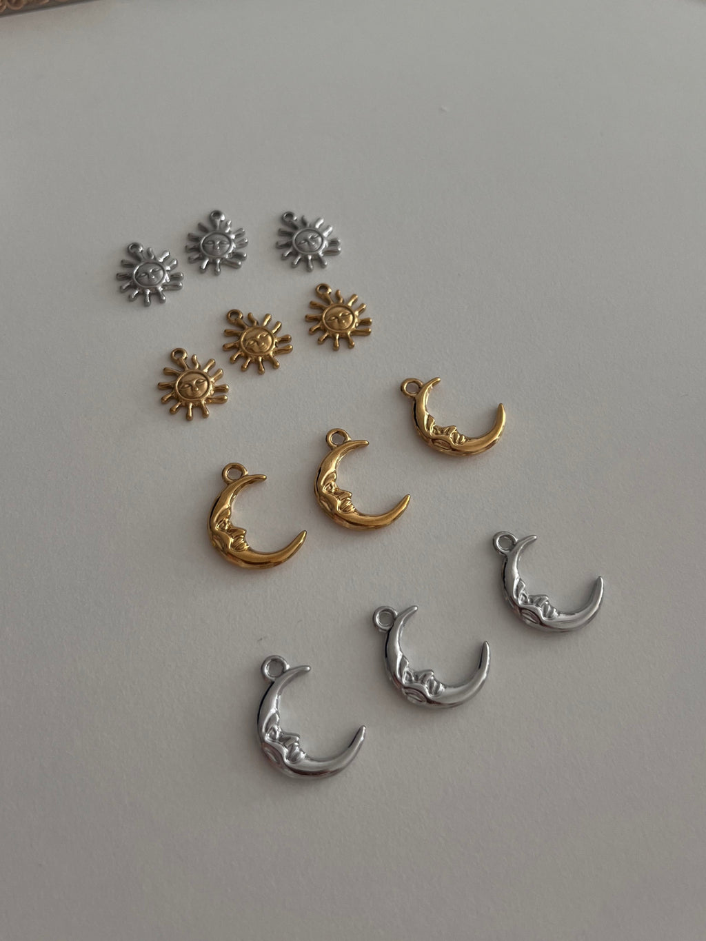 Charms Sol y Luna