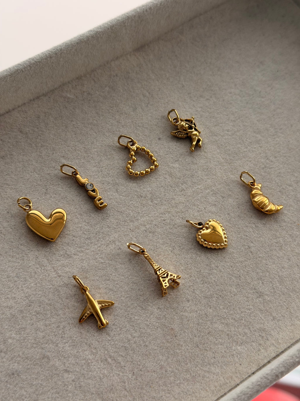 Charms Bella