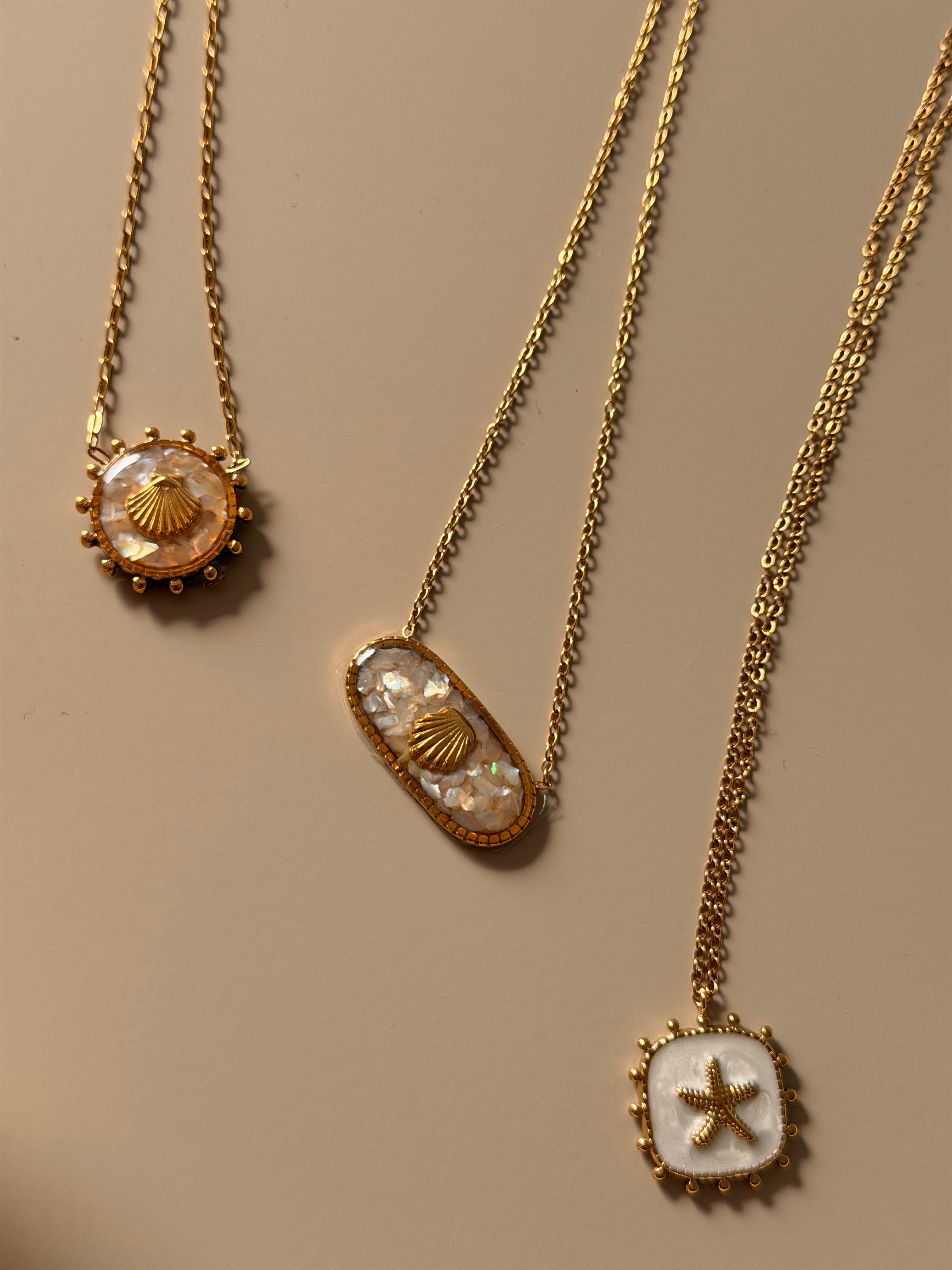 Collar Bari