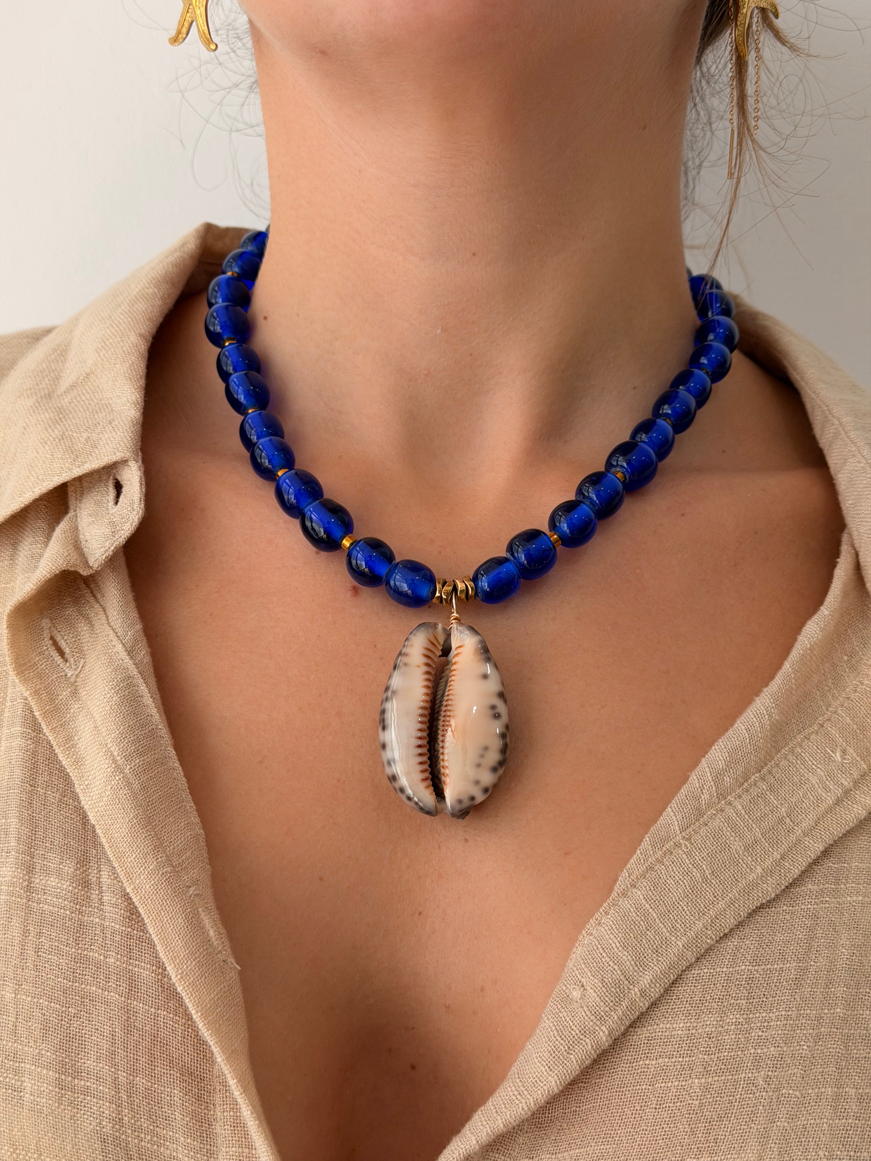 Collar Sanur